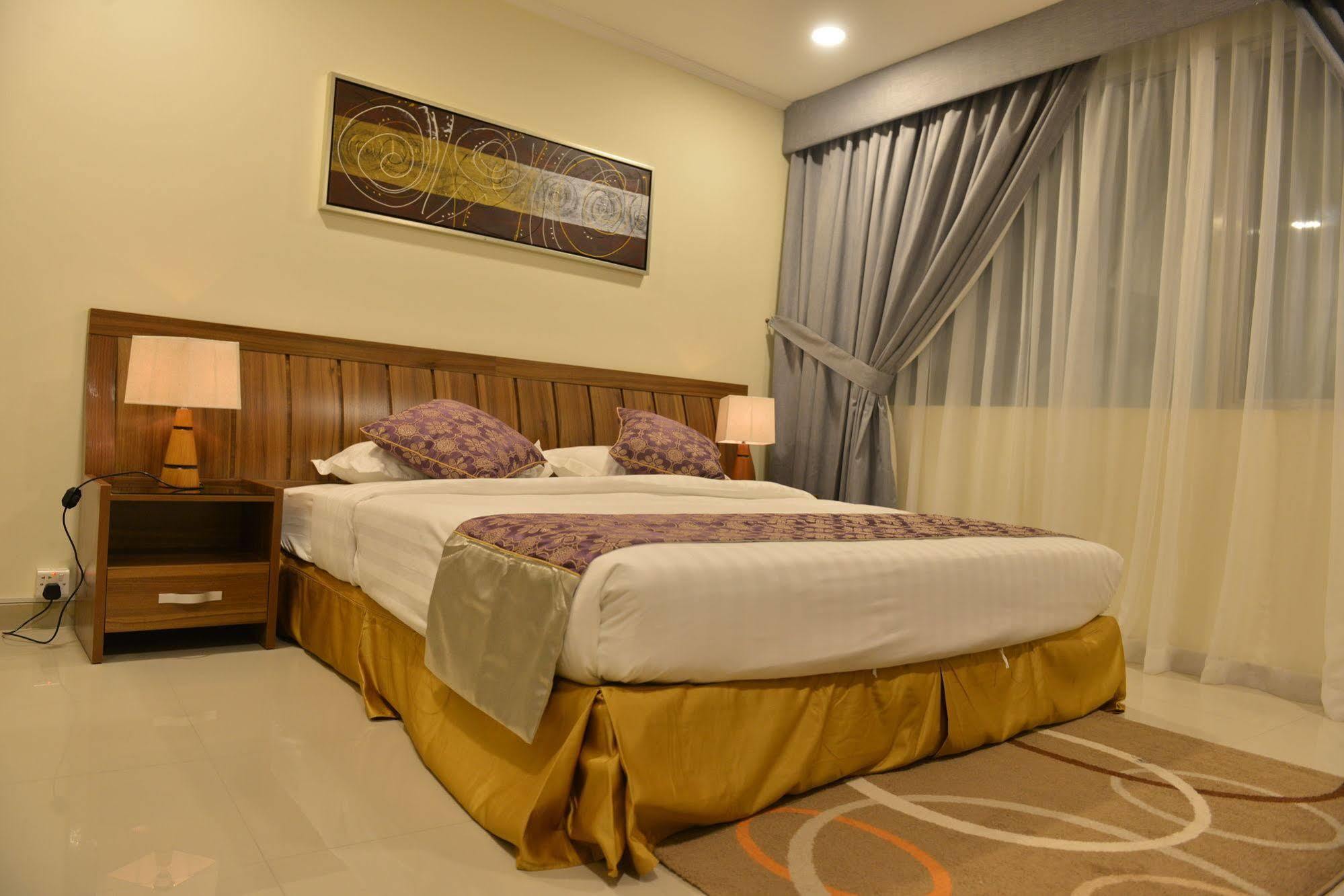 The First Tower Hotel Jubail Экстерьер фото